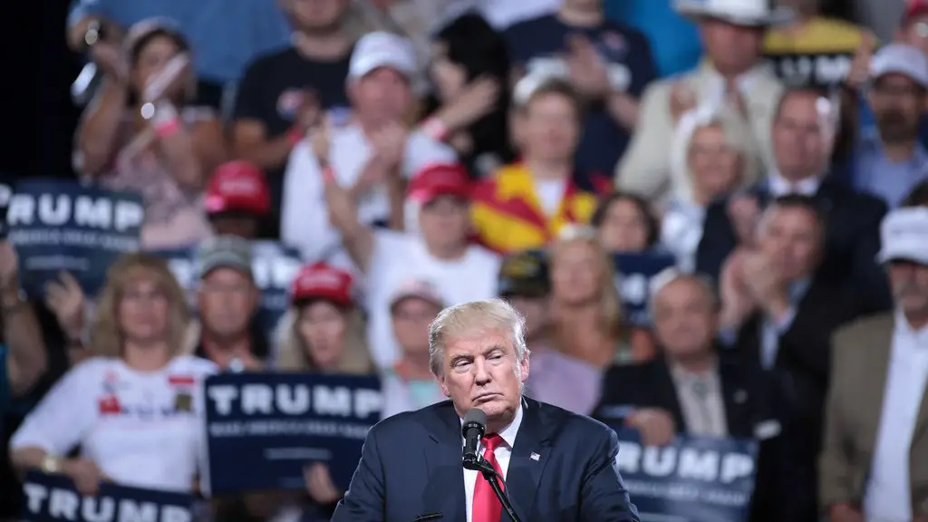 Did bill gates suppport donald trump?