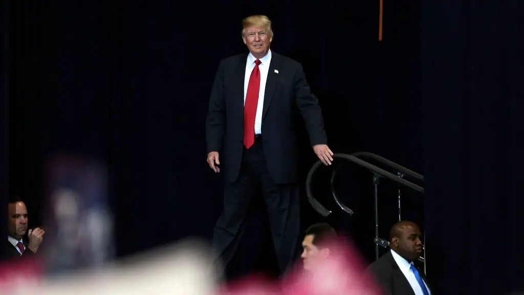 Did donald trump actually physically work in construction?