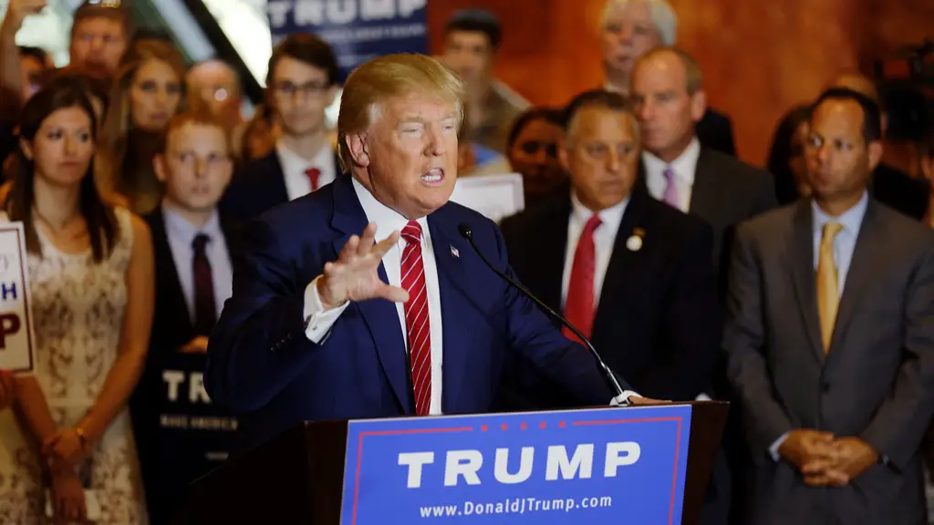 De cuanto es la fortuna de donald trump?