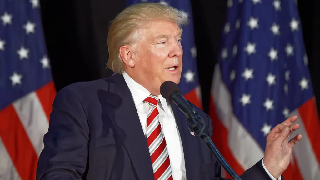 De cuanto es la fortuna de donald trump?